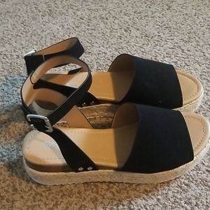 Women's espadrilles/sandals size 11